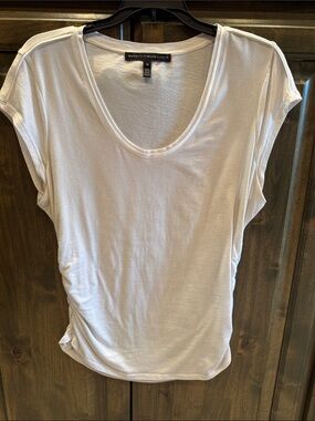 White House Black Market White Ruched Side Tee T-shirt Women $49!
